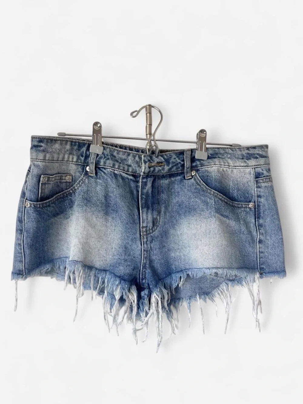 Edikted size L blue denim mini shorts